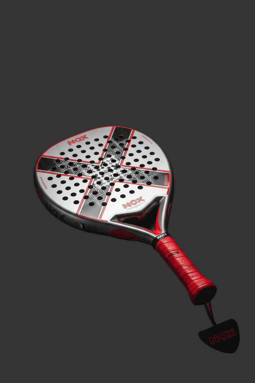 Paddle racket with specifications on a white background